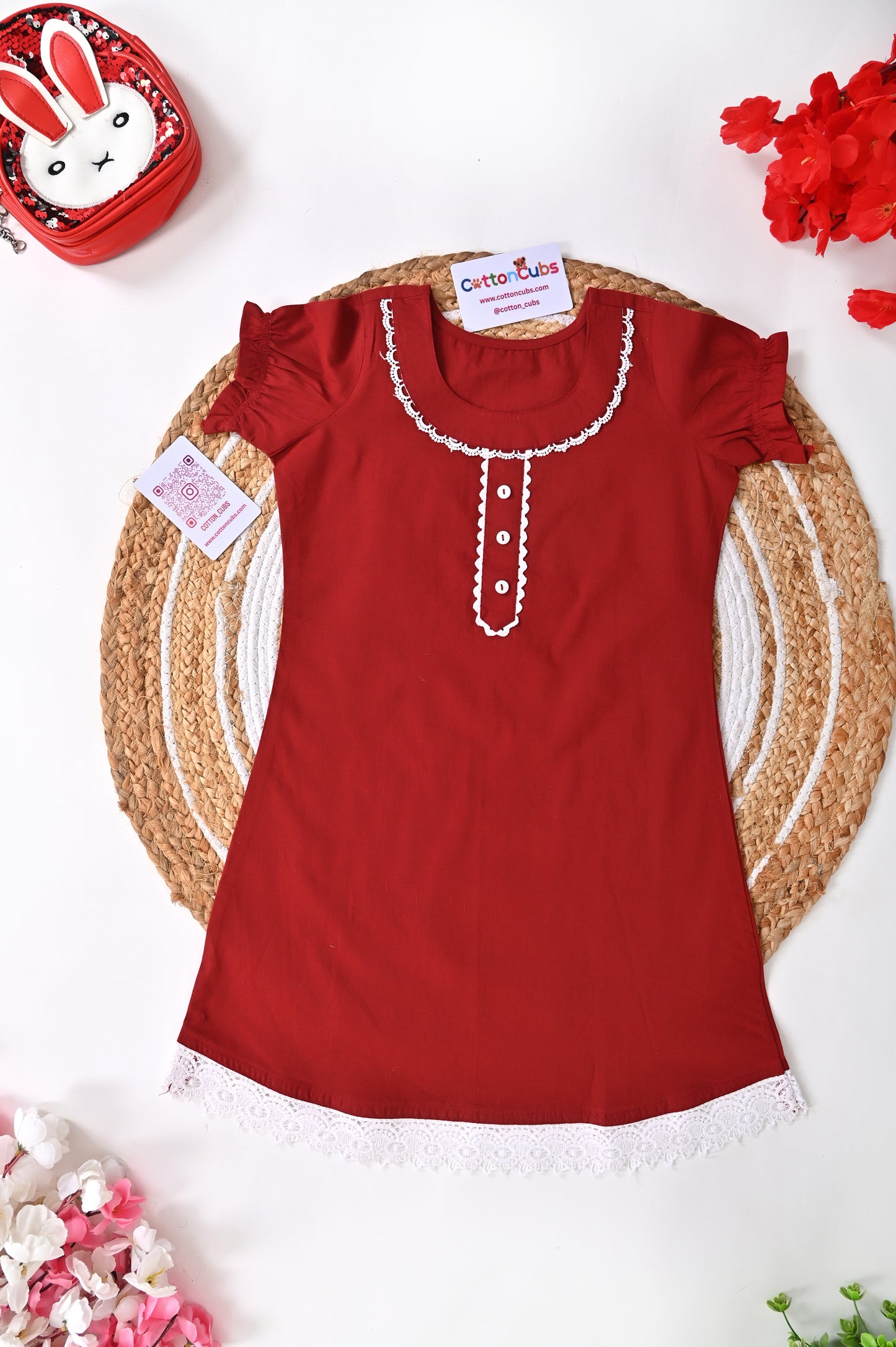 Elegant Lace Trim Kurta Pant Set – Maroon
